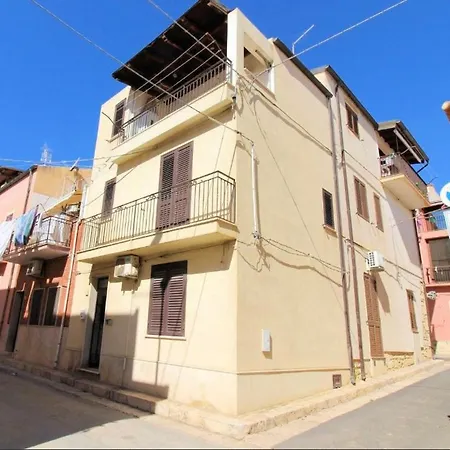 Casa Gaya Apartment *